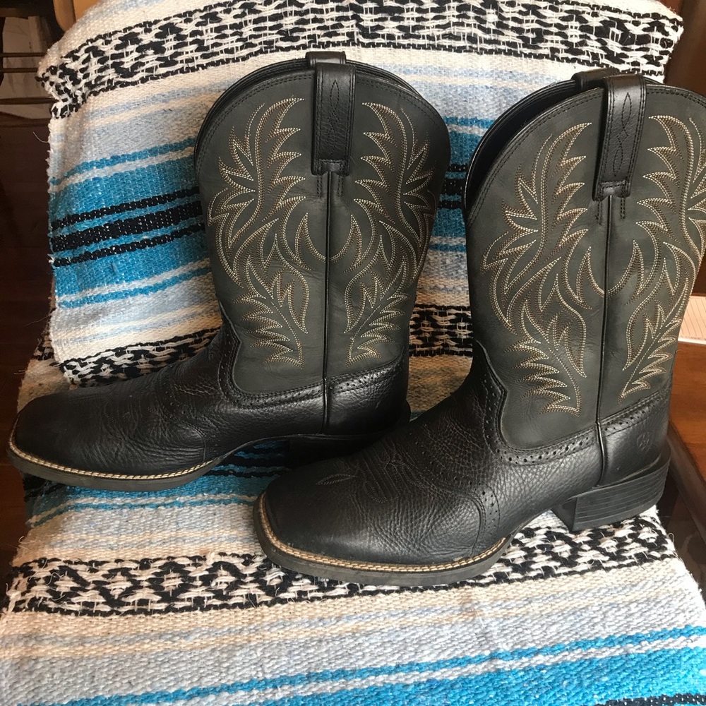 Ariat Black Men’s Cowboy Boots